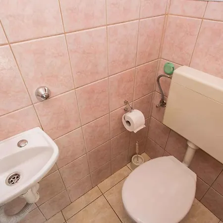Apartment In Silo/insel Krk 13497 *